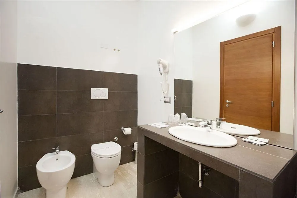 Oasi Village Hotel Milán Itálie