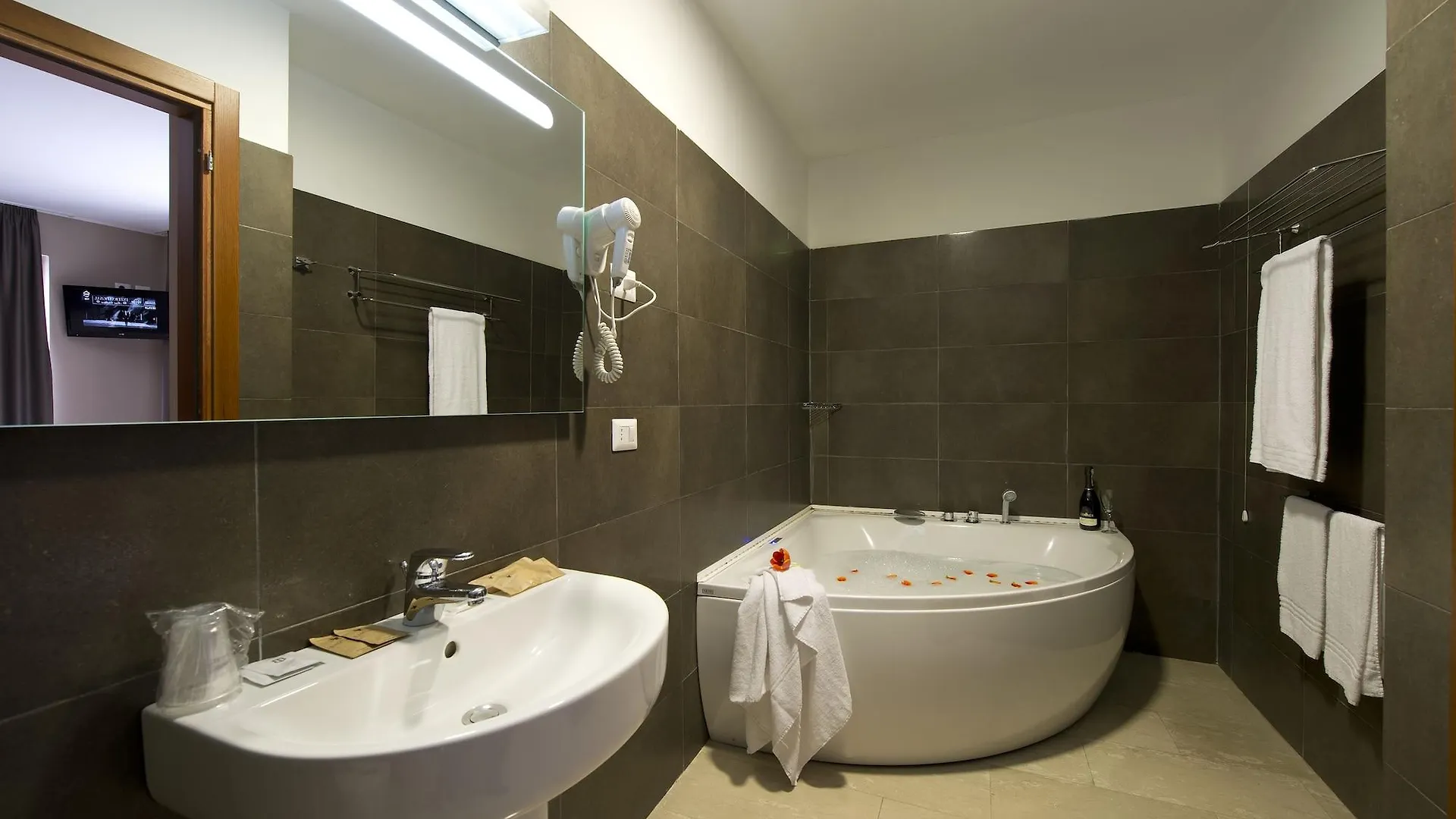Oasi Village Hotel Milano